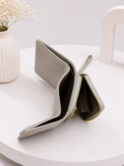 Elegant Woven-Texture Wristlet Clutch - Sophisticated Grey