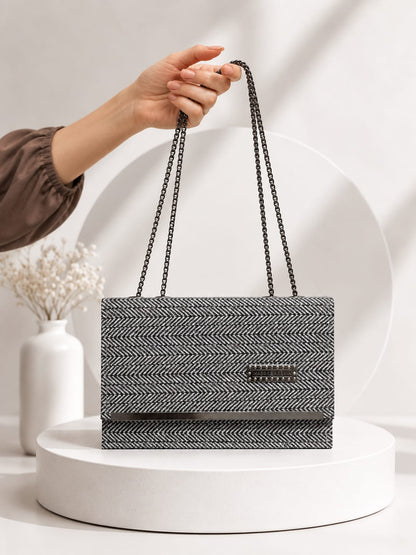 Elegant Herringbone Texture Chain Bag - Sophisticated Grey