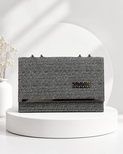 Elegant Herringbone Texture Chain Bag - Sophisticated Grey